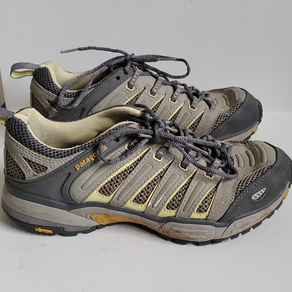 Patagonia Size 9 Hiking Outdoors Shoes wit…